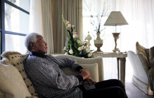 71440669PP018_mandela nelson mandela laying down