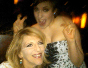 Lisa-Lampanelli-racist-tweet Comedian Lisa Lampanelli Tweets N-Word & Photo With Lena Dunham