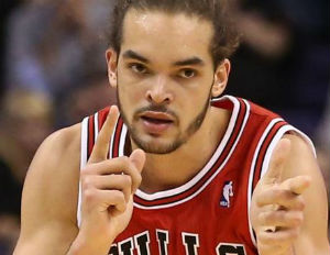 joakim noah pointing fingers