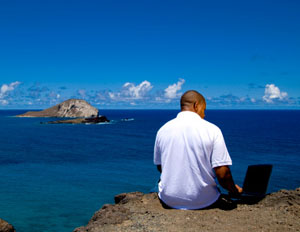 GlobalTravelManHorizonComputer