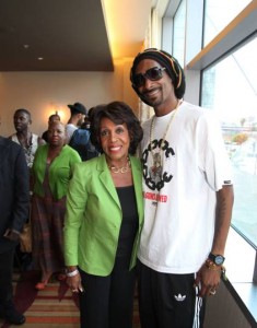 snoop lion and maxine waters