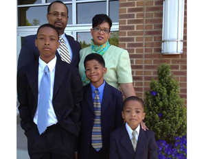 Julia Allen and family_Facebook