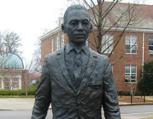 o-UNIVERSITY-OF-MI67SSISSIPPI-JAMES-MEREDITH-facebook