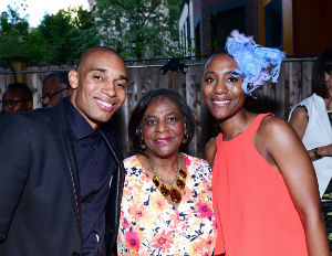 0_63569253444633237508949723_24_ICON_20150606_SFZ_090