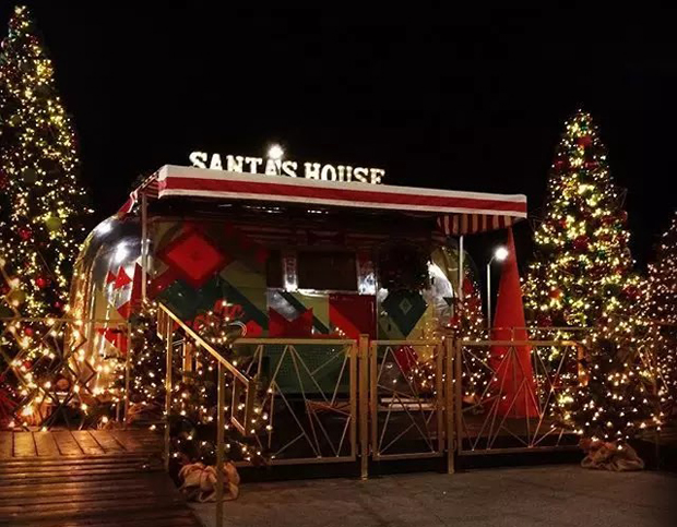 Santa's House O.C., California