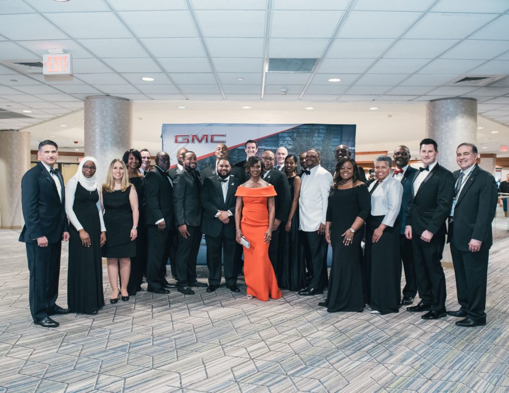 Alicia Boler Davis, Executive Vice President, General Motors Global Manufacturing with the GM 2018 Modern Day Technology BEYA winners. (Image: General Motors)