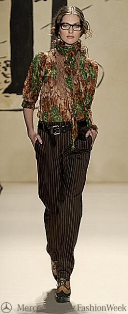 tracypinstripeslack