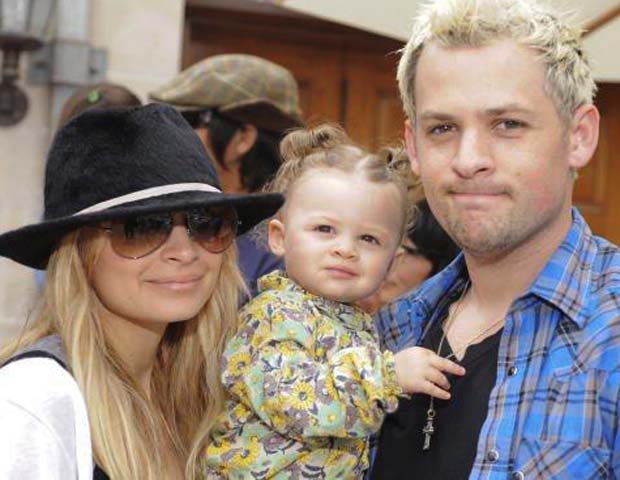 Nicole-Richie-and-Joel-Madden