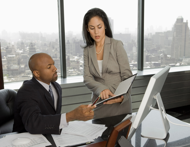 OfficeWomanManBoss620480