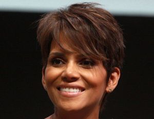 Halle Berry Will Pay $16,000 Child Support