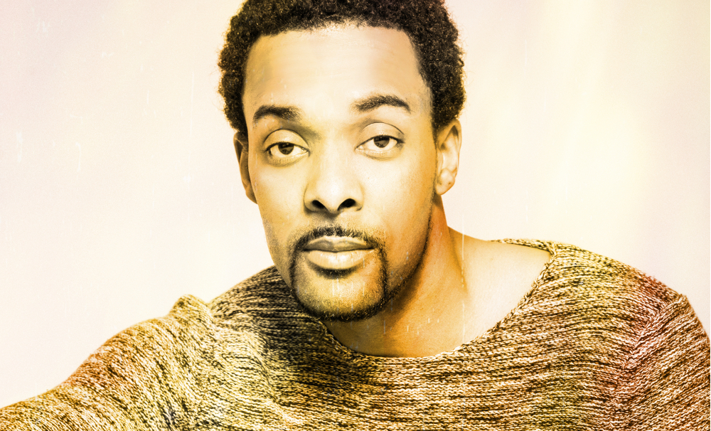 BE Modern Man Damien Horne