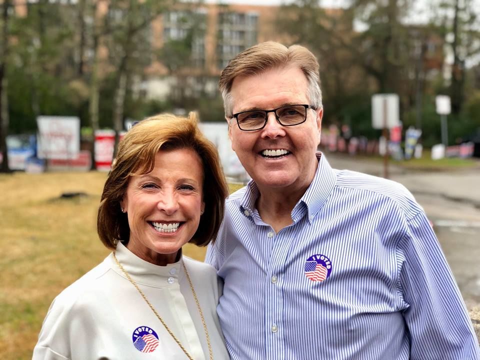 Dan Patrick and wife Janetlea. Courtesy of Danpatrick.org