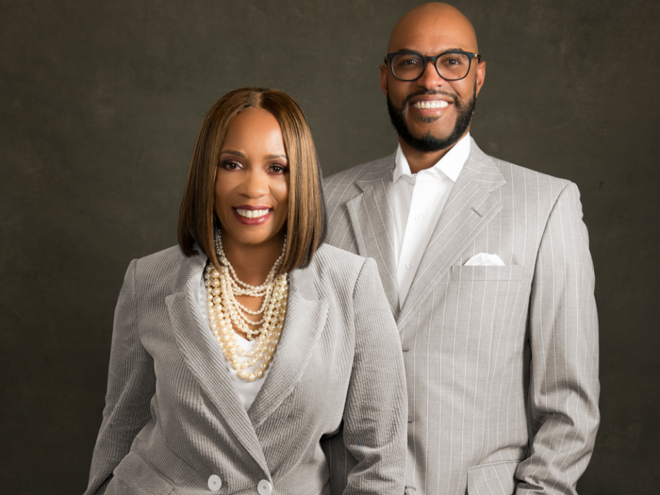 Clint and DeAnna Lewis, Franchise, wingstop, fatburger
