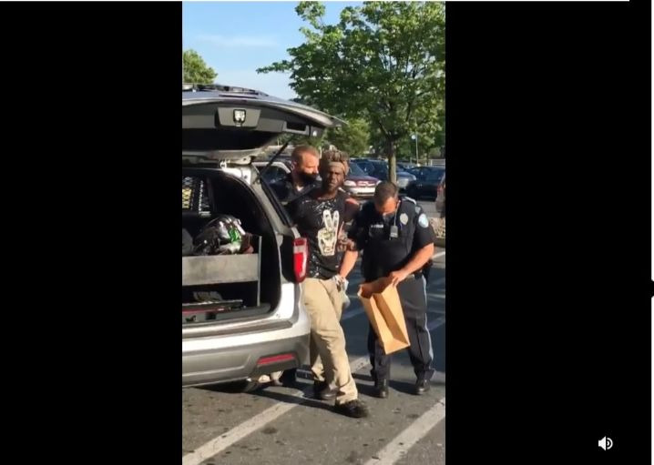 Black man tased Walmart