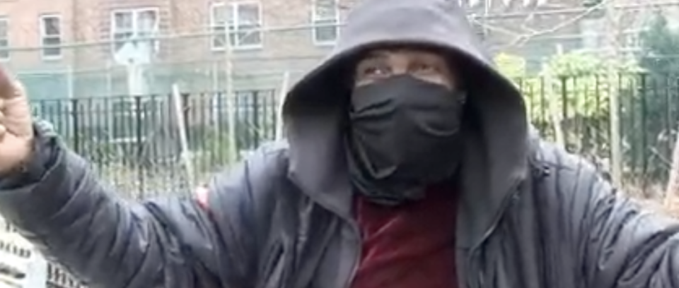 Stephanie Denaro Durven Dawes bakery racist children father