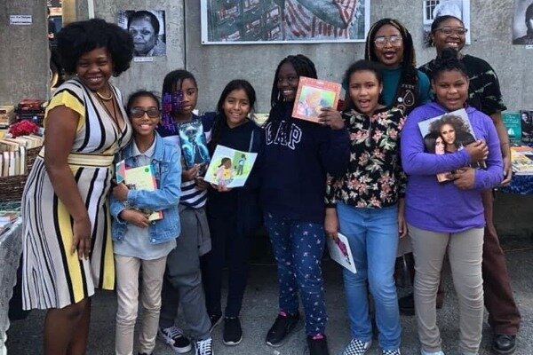 Free Women's Library