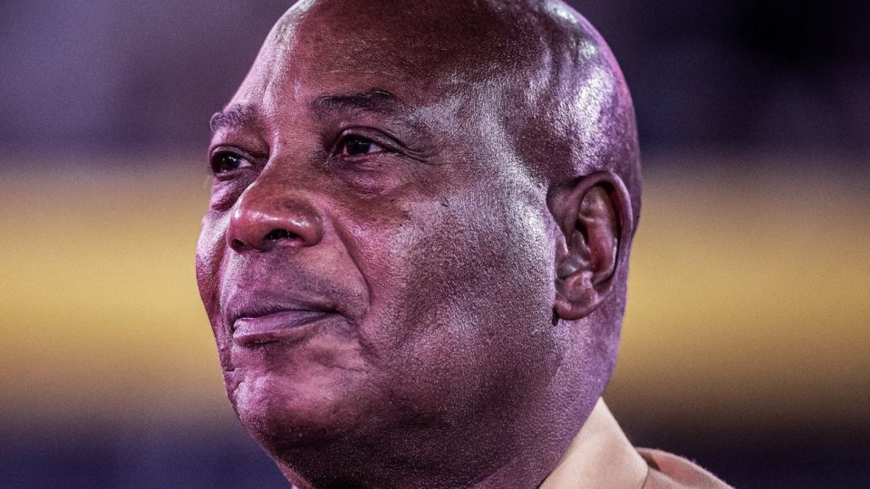 freshmen,Ozzie Newsome, Baltimore Ravens,Maryland, donation