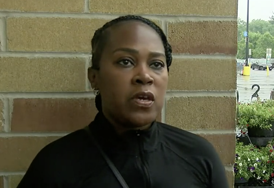 profiling, Anternitia, Walmart, employee, O'Neal,