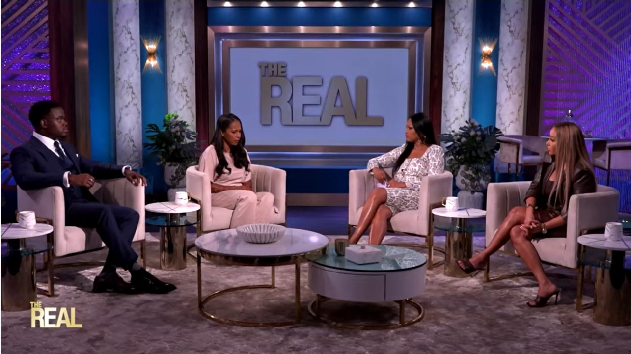 Jennifer Hough (Screenshot2)