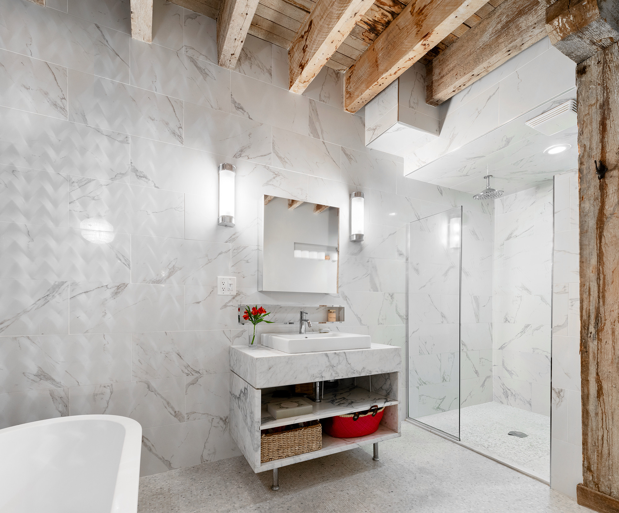 Biggie Smalls' Apartment Bathroom