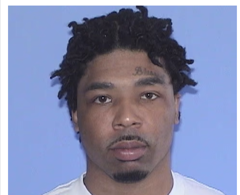 Chicago, Lathrop Homes, thief, gunfire, Darion Blackman