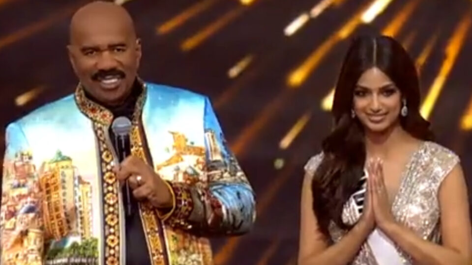 Steve Harvey Miss India Harnaaz Sandhu