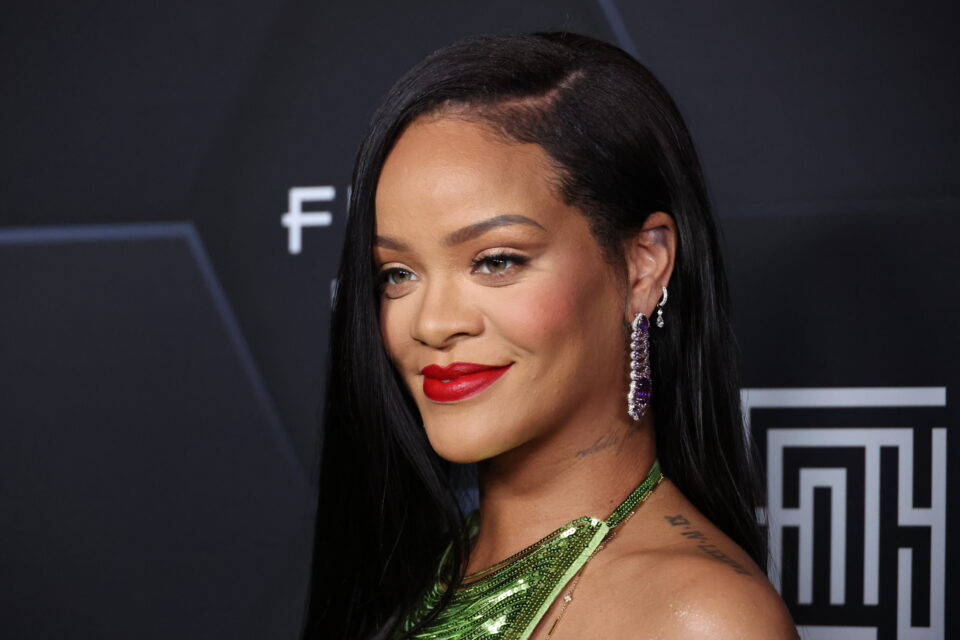 Rihanna, fenty beauty, beauty brands, celebrity beauty brands, cosmetics