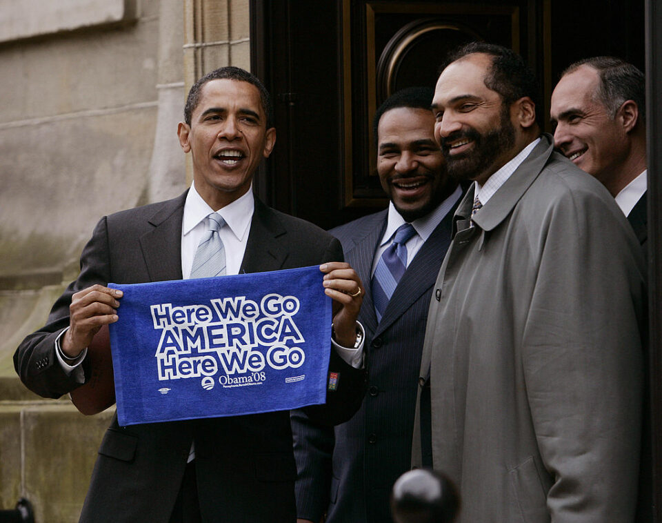 US Senator and Democratic Presidential hopeful Barack Obama (L) walks out with former Pittsburgh Steelers players Jerome Bettis (2nd L) and Franco Harris (2nd R) and Pennsylvania Democratic US Senator Bob Casey (R) on March 28, 2008 at the Soldiers and Sailors Military Museum and Memorial in Pittsburgh, Pennsylvania