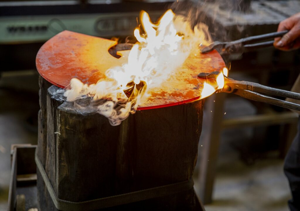 WU TANG LOGO STRUCK IN FIRE