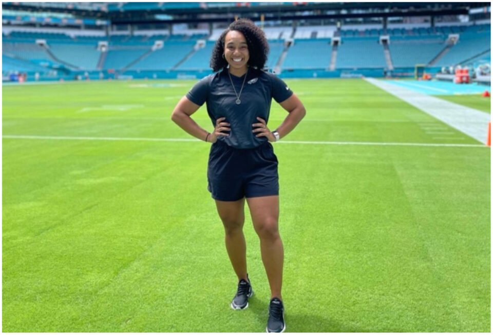 Autumn Lockwood, Assistant coach at Philadelphia Eagles