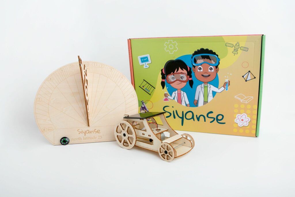 Photo of Siyanse STEM kits
