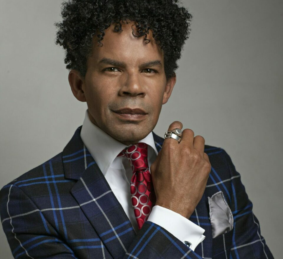 Aaron Walton, Walton Isaacson