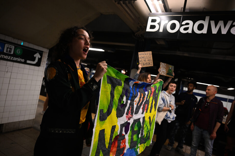 Jordan Neely, chokehold, Daniel penny, subway, death, family