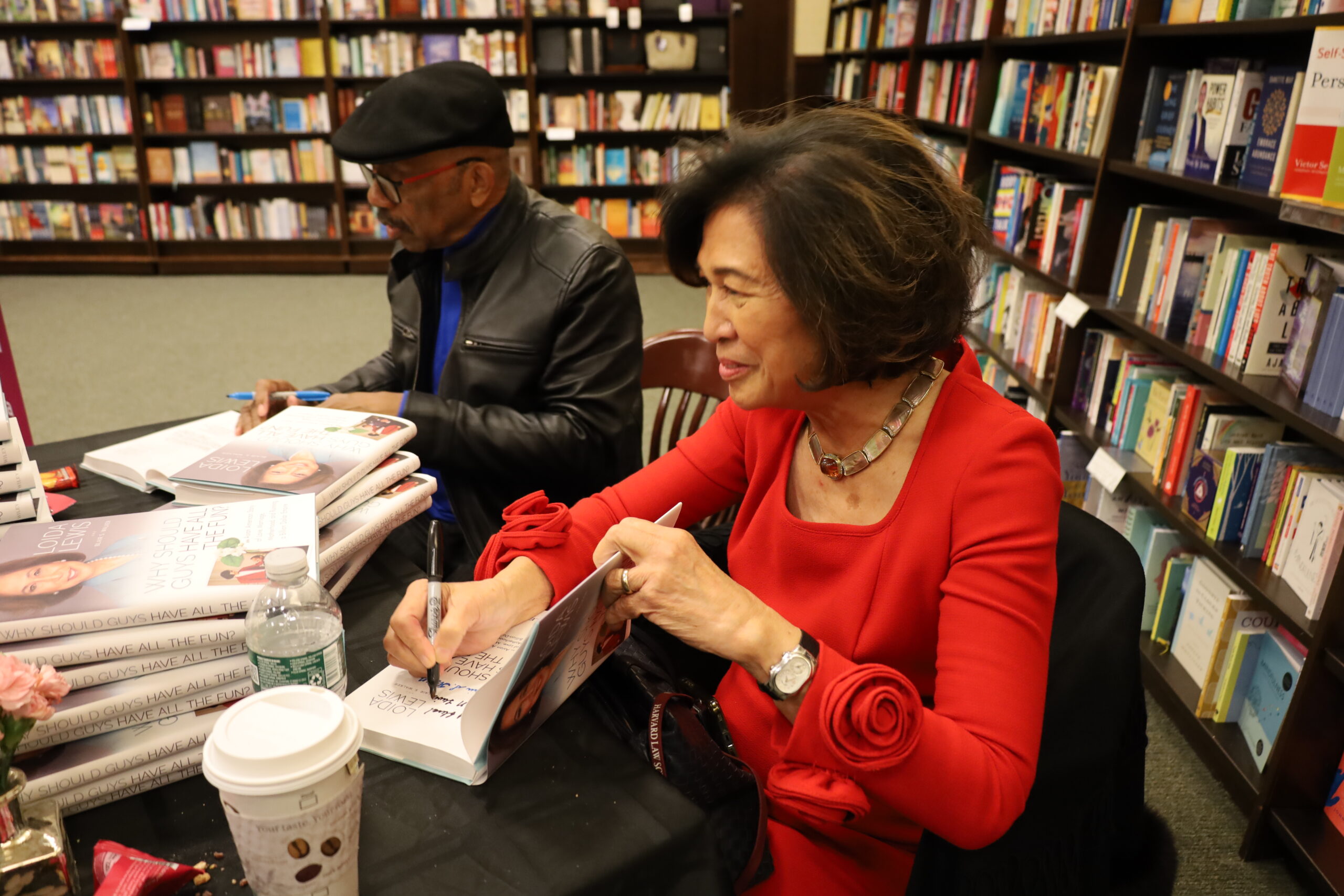 LoIDA Lewis, Reginald lewis, Beatrice, CEO