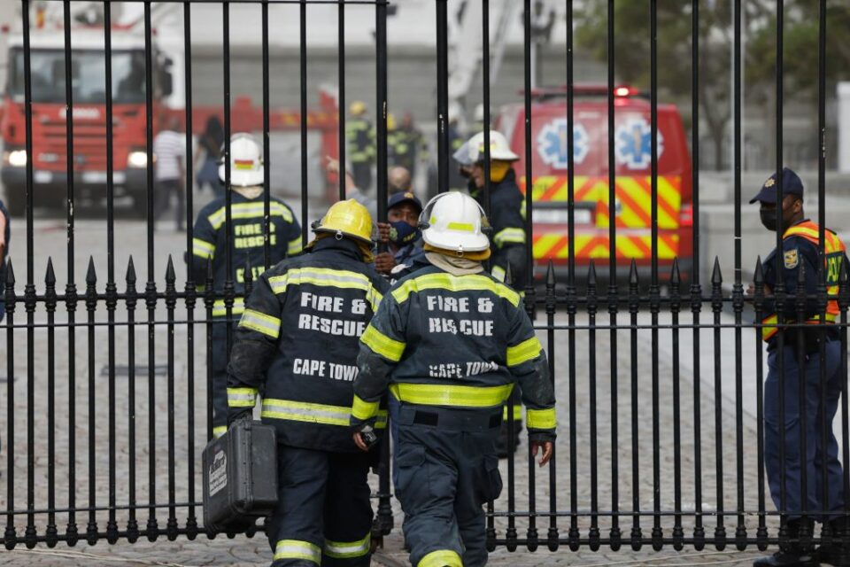 South African firefighters, Edmonton Canada, wildfires