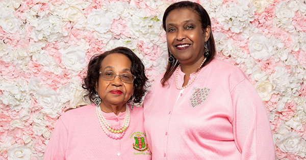 Greek, Betty's Promos Plus