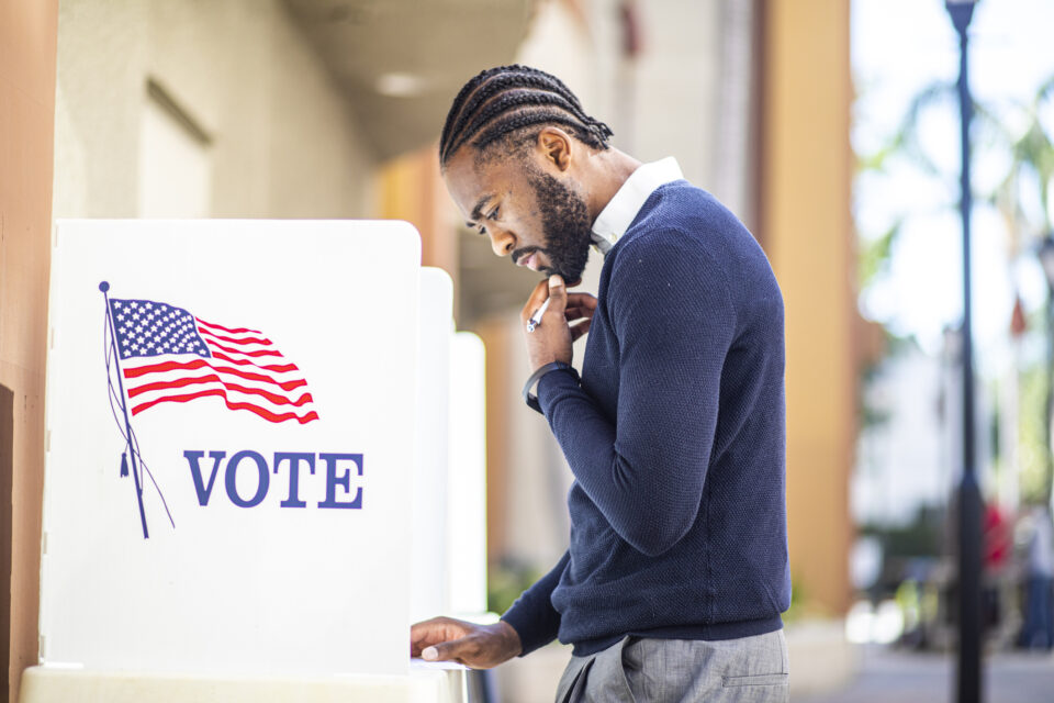 Alabama, Mayor, Braxton, newborn, Patrick, town council, election, Black