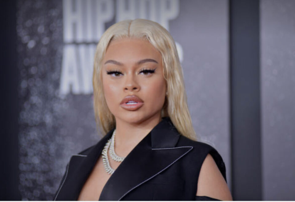 Latto, wingstop, chicken wings