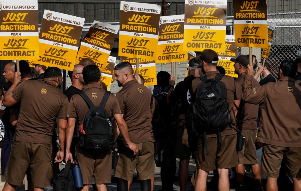 UPS, union, contract