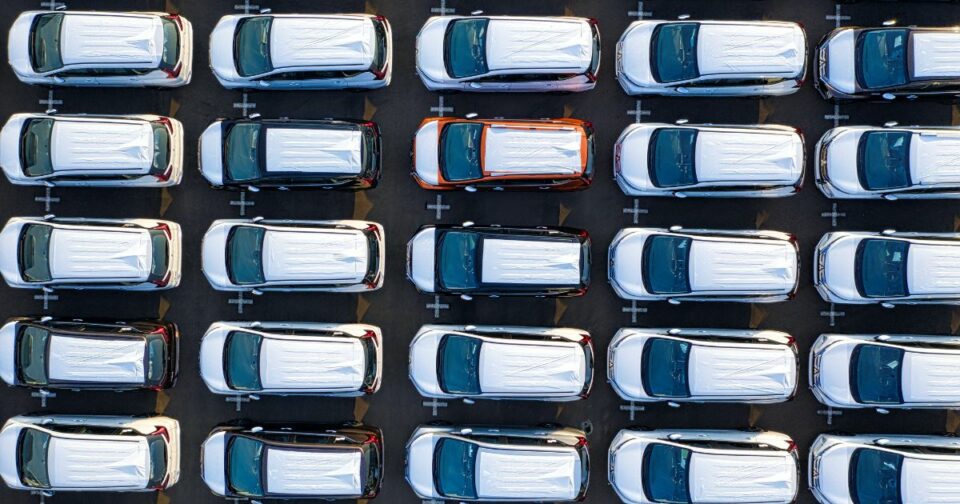 auto workers, worker's strike, union