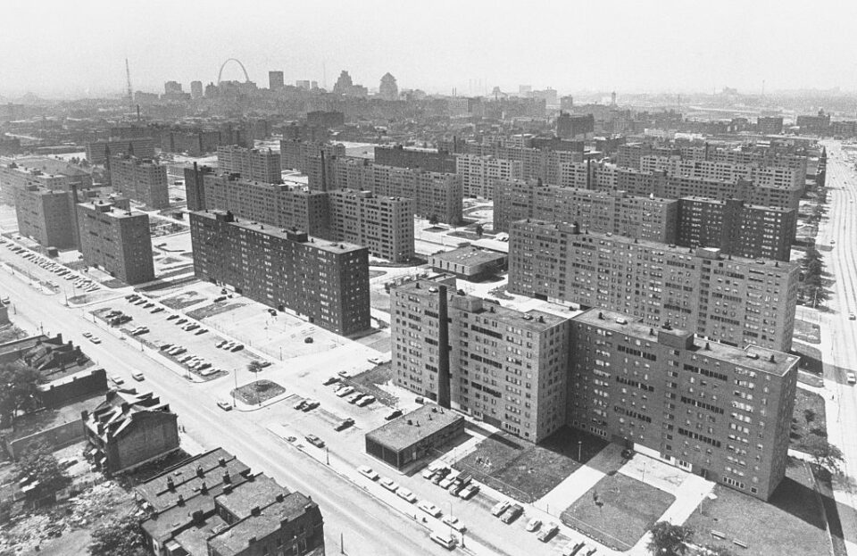 Pruitt-Igoe, St. Louis, spraying, government testing